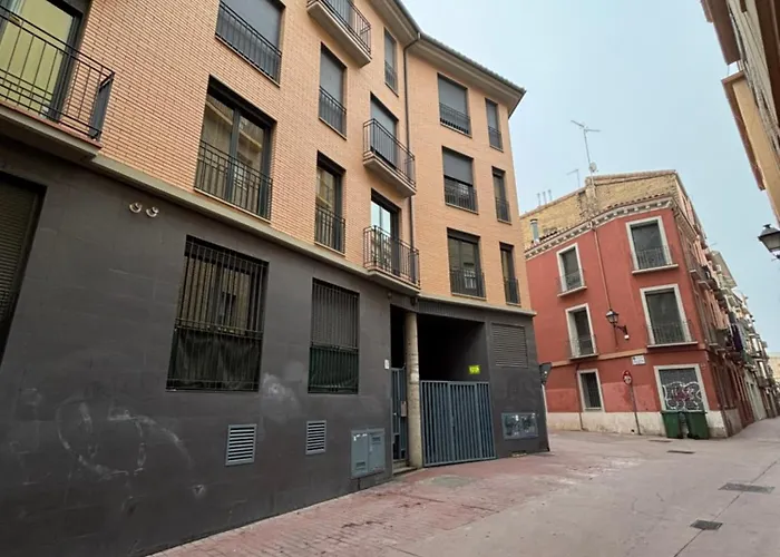 Torre Mudejar Apartment *